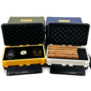 2023 nuovo Set di sigari in plastica impermeabile con Logo personalizzato da viaggio scatola di sigari Humidor con taglierina umidificatore igrometro sigaro