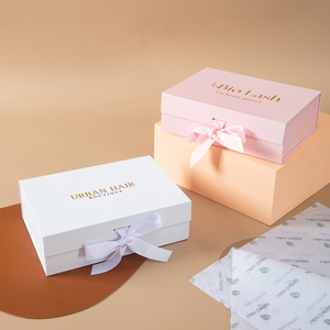 Caja de Regalo Navideña de Cartón de Lujo Personalizada, Cierre Magnético, Acabado Mate con Laminado UV, para Pequeñas Empresas, Cinta Decorativa Única para Calcetines - Product Image 3