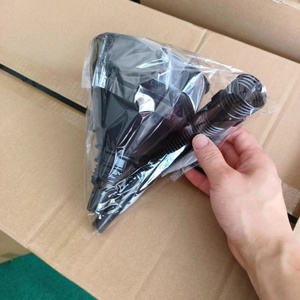 Grande Plástico Funil De Borracha para Carro & Motocicleta Gasolina Óleo Motor Combustível & Reabastecimento Ferramenta Filtro Funil Malha Ferramenta de Reabastecimento - Product Image 5