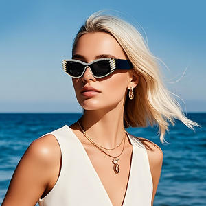 Nouvelles lunettes de soleil œil de chat pour femmes, monture en métal noir, protection UV400, type 3, pour la conduite en extérieur - Product Image 1