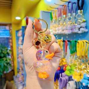 Lindo Llavero de Pato Amarillo de Dibujos Animados en 3D, Colgante de Animal Transparente de Acrílico Colorido para Bolsos con Correa de Muñeca y Campana - Product Image 3
