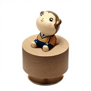 Sıcak Satış Sevimli Karikatür Hayvan Figürlü El Yapımı Döner Müzik Kutusu Ahşap Mekanizmalı Sekiz Nota Sesli Gökyüzü Temalı Yaratıcı Hediye 30'lu Yıllardan Esinlenilmiş Ses - Product Image 5