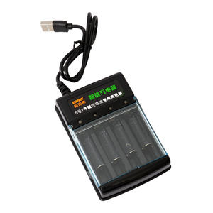 Cargador Portátil Profesional de Alta Calidad para Baterías Recargables Alcalinas AA con Salida de 5V/1A - Product Image 4