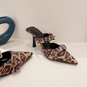 Nouvelle Collection Été 2024 : Escarpins Femme Baotou à Talon Fin, Motif Léopard et Boucle de Ceinture, Style Européen et Américain – Grande Vente ! - Product Image 2