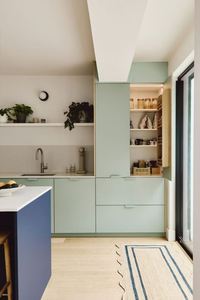 บริการปรับแต่งตู้ครัวหรูสไตล์ฝรั่งเศส สำหรับครัวขนาดใหญ่แบบเปิด พร้อมเครื่องใช้ไฟฟ้าในตัว พร้อมไอส์แลนด์หินอ่อน ชุดตู้ครัวครบชุด - Product Image 4