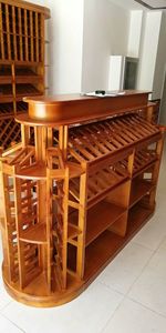 Étagères de présentation ouvertes pour caves à vin en bois naturel - Product Image 2