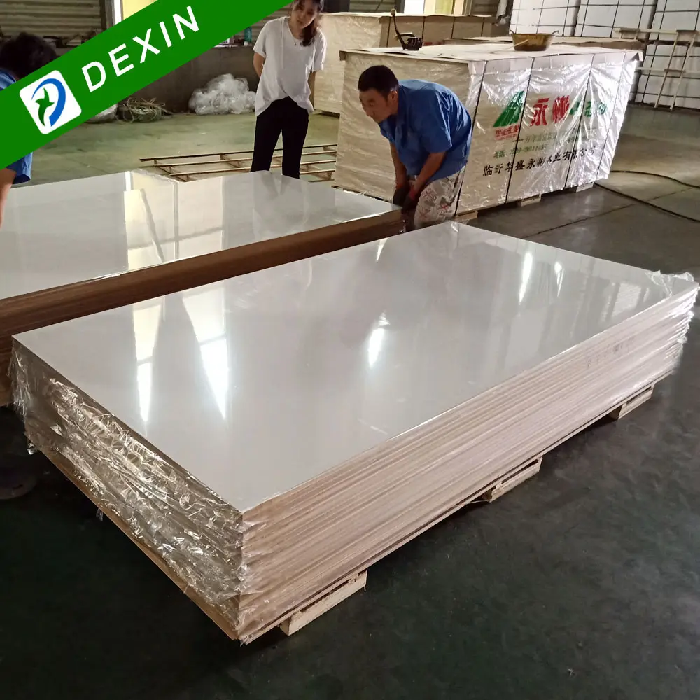 High Quality Water Resistant UV Melamine MDF Board Different Size High Gloss UV Board for Cabinet