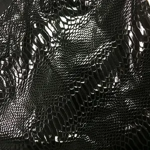 Zwarte Python Print Gecoate Schapenvacht Toplaag Echt Leer Voor Handschoenen Kleding
