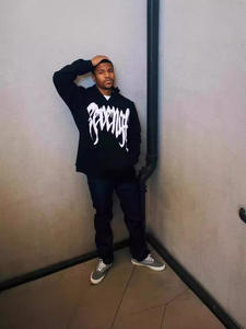 कस्टम लोगो मैन स्ट्रीट स्ट्रंगलेस हूडी सूती हेवीवेट कपड़े के साथ गुडी, ढीले फिट कील धुलाई हुई कॉलर - Product Image 4