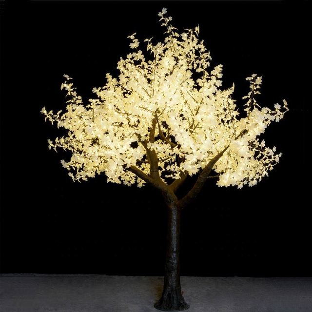 Outdoor Holiday Lighting Landscape Decoration IP44 Rated Giant Artificial LED Christmas Tree