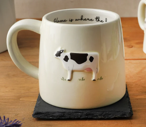 Tazza in Gres con Design di Mucca da Latte della Fattoria Bramble |   Confezione Regalo |   Tazza Artigianale per Caffè e Tè |   Design rustico in stile fattoria |   Regalo ideale - Product Image 1