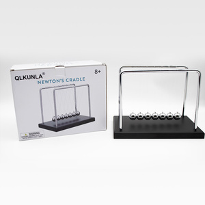 Sfere <span class=keywords><strong>di</strong></span> equilibrio con pendolo in metallo placcato consegnate in fabbrica - Product Image 5