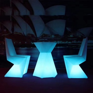 Mesa y sillas de DJ iluminadas con LED contemporáneas, que cambia de diseño brillante Color, mesa de Bar KTV moderna móvil a la venta - Product Image 2