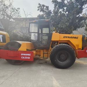 Rodillo Compactador de Un Solo Tambor Dynapac CA251D de 110 kW Usado de Alta Eficiencia con Motor Diésel y Bomba para Construcción en Venta - Product Image 3