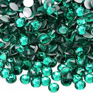 คริสตัลแบบแบนราบสำหรับตกแต่งเสื้อผ้าทำจาก SS3-SS20แวววาวทำจากแก้วพลอยเทียมแบบไม่ผ่านความร้อนขายส่งจำนวนมาก - Product Image 5