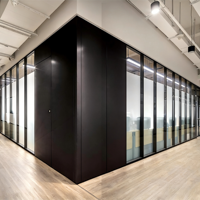 Poste de travail de bureau en acier et aluminium, demi-panneaux de séparation, design bois, système de portes en verre trempé, profilés, panneaux, cloison en verre, utilisation en salle de sport