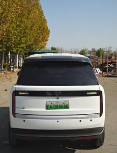 Vehículo Eléctrico Urbano Blanco de Origen Chino, Motor de 3500w, 72v 300ah, Autonomía de 300 km, Ecológico, con Batería de Litio, Nueva Energía - Product Image 6