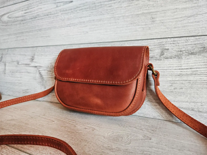 Bolso Bandolera de Cuero Personalizado para Mujer, Bolso Pequeño Hecho a Mano, Bolso de Hombro Marrón, Regalo para Ella - Product Image 6