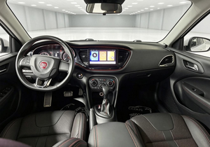 <span class=keywords><strong>Fiat</strong></span> Zhiyue 2015 1.4T Luxury Sport Sedan Euro V Turbo 200-300Nm 7DCT LHD Auto Usata a Benzina Velocità Massima 207km/h - Product Image 4