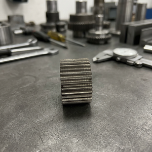 แผ่นเหล็กเสริมแรงแบบ CNC รุ่น GR Adapton โครงสร้างทนทานเพื่อการติดตั้งเกียร์ที่มั่นคง ปรับปรุงการใช้งานทางกล - Product Image 3