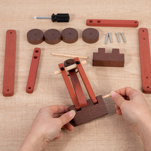 Giocattoli Educativi in Legno per Bambini, Kit di Costruzione STEM Fai-da-Te Serie Battaglia con Biplano, Catapulta, Cannone e Scala - Product Image 4
