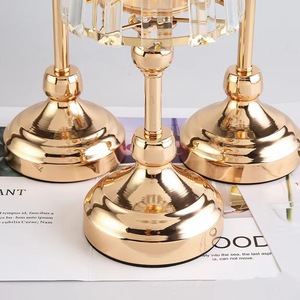 Lanternes et <span class=keywords><strong>Bougeoirs</strong></span> en Cristal Doré ou Argenté pour Mariage et Décoration Intérieure de Luxe - Product Image 5