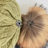 Chapeaux en laine pour femmes avec pompon en fourrure pour l'hiver Bonnet de printemps personnalisé n'importe quel style Logo Chaud Chapeau de ski en laine vente en gros