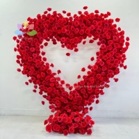 Arche de fleurs artificielle élégante en soie, motif cœur de rose rouge, pour toile de fond de demande en mariage, décoration de fête de mariage, fond de Saint-Valentin et de fiançailles