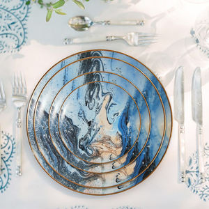 Vente en gros en usine, ensemble de vaisselle en porcelaine osseuse, plaque de glaçure de couleur bleue pour événement et restauration - Product Image 1