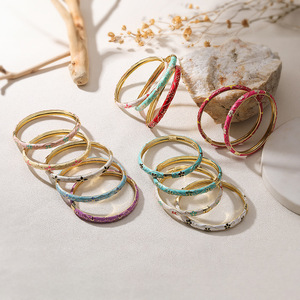 Bracelet exquis en laiton vintage chinois coloré plaqué or 18 carats avec zircon et émail, motif de fleurs en chaîne de maillons pour - Product Image 4