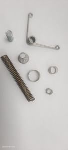 Maßgefertigte Edelstahl-Spiralfeder in Maßbandform Turmfeder Antennenfeder Batterie-Streck-Druckfeder Torsionsfeder Berührungsfeder - Product Image 5