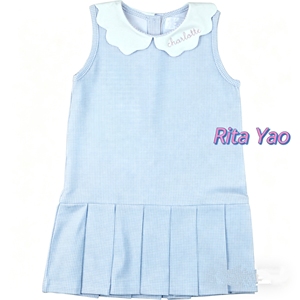 Vestito Estivo da Bambina in Maglia Rosa a Quadretti con Colletto Smerlato, Senza Maniche, con Pieghe e Ricami, Abito Casual - Product Image 4