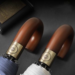 <span class=keywords><strong>Parapluie</strong></span> rétro <span class=keywords><strong>pliant</strong></span> entièrement automatique de haute qualité 3 fois poignée incurvée en bois massif avec <span class=keywords><strong>parapluie</strong></span> imprimé logo - Product Image 3
