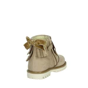 Botas Bajas para Niña Balducci, Color Taupe, con Adorno de Flecos y Corazón, para Invierno - Product Image 3