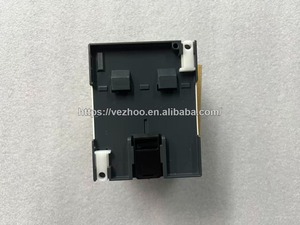 Relais intelligent <span class=keywords><strong>Zelio</strong></span> SR3B101BD 24VDC d'origine, neuf, 16 entrées/sorties, contrôleur PLC modulaire avec mémoire flash - Product Image 3