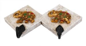 งานฝีมือนิรมลา NHI 08129 ที่แขวนกุญแจรูปช้างทำมือจากไม้บีชธรรมชาติขนาดเล็กจากราชสถาน - Product Image 2