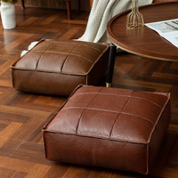 Pouf carré moderne en polyuréthane Amity Factory, vente en gros, avec rembourrage EPP, pour salon et extérieur