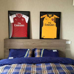 Cadre de présentation pour maillot de sport Cristiano Ronaldo Messi <span class=keywords><strong>NBA</strong></span>, cadre <span class=keywords><strong>photo</strong></span> commémoratif pour maillot encadré - Product Image 2