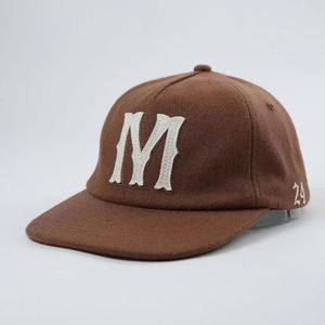 Casquette 5 panneaux personnalisée à visière plate non structurée pour homme et femme, casquette en laine à profil bas, casquette snapback avec logo personnalisé en feutre - Product Image 3