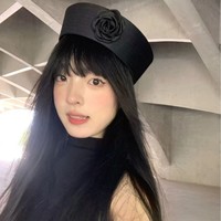 Chapeau de marin noir à dessus plat en gros avec fleur 3D et logo personnalisé, style gothique vintage pour fête d'Halloween