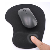 Tapis de souris personnalisé en gros Tapis de souris ergonomique et confortable avec repose-poignet lisse Tapis de souris anti-douleur