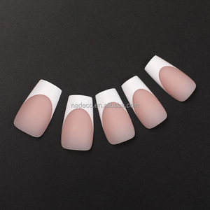 Prensa súper fuerte en las <span class=keywords><strong>uñas</strong></span>, ataúd largo, puntas <span class=keywords><strong>de</strong></span> <span class=keywords><strong>uñas</strong></span> francesas, <span class=keywords><strong>uñas</strong></span> artificiales sin <span class=keywords><strong>diseño</strong></span> DIY fácil <span class=keywords><strong>para</strong></span> <span class=keywords><strong>principiantes</strong></span> NADECO - Product Image 3