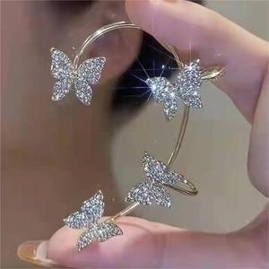 <span class=keywords><strong>Boucles</strong></span> <span class=keywords><strong>d</strong></span>'<span class=keywords><strong>oreilles</strong></span> clips <span class=keywords><strong>papillon</strong></span> incrustées de strass BNX Jewelry, romantiques, pour mariage, plaquées <span class=keywords><strong>argent</strong></span>/or, pour femmes, haute couture, personnalisées - Product Image 3