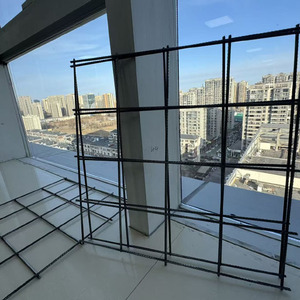 Grillage <span class=keywords><strong>soudé</strong></span> renforcé noir galvanisé à chaud de qualité usine <span class=keywords><strong>pour</strong></span> la construction - Product Image 3