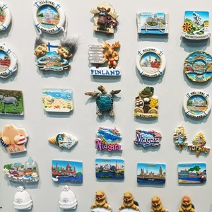 Adorno Navideño de Resina Pintado a Mano con Varios Lugares Emblemáticos de Italia, <span class=keywords><strong>Milán</strong></span> y Venecia, Recuerdo para Decoración de Roma, Regalo - Product Image 4