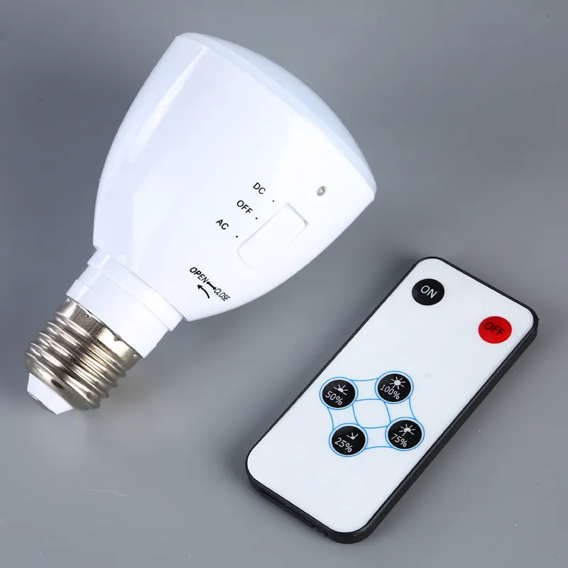 Lampe d'urgence LED Ampoule LED E27 Lampe LED intelligente 5W Lampe à batterie rechargeable pour éclairage extérieur Lampe de poche Bombillas