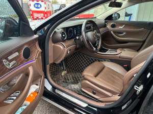 Auto Usado <span class=keywords><strong>Mercedes</strong></span> Benz Clase <span class=keywords><strong>E</strong></span> W213 <span class=keywords><strong>E</strong></span> 260 L 2022 Sedán de Gasolina - Product Image 4