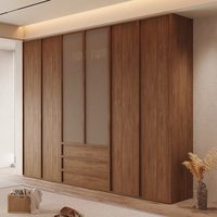 Armoire à portes battantes en placage de bois et rotin tressé, style Mid-Century, avec poignée métallique, pour chambre à coucher