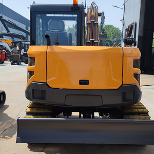 Potente Escavatore Cingolato Mini da 5,6 Tonnellate con Motore Yanmar da 36,8 kW, Accessori Inclusi, Miglior Prezzo in Vendita - Product Image 4