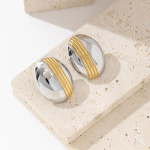 Boutique de mode Femme Personnalisé Dernières Conceptions En Acier Inoxydable Or Grand Cercle Deux Tons Couleurs Oeuf Minimaliste Boucles D'oreilles - Product Image 3